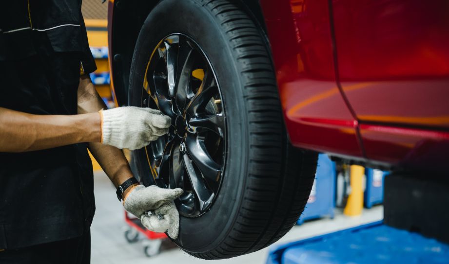 wheel alignment check helps prevent uneven tyre wear in london